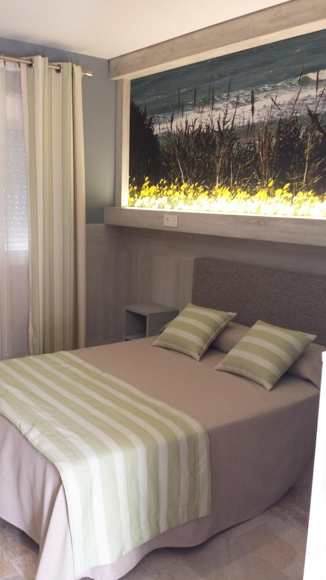 Hostal Noli Chiclana de la Frontera Eksteriør billede