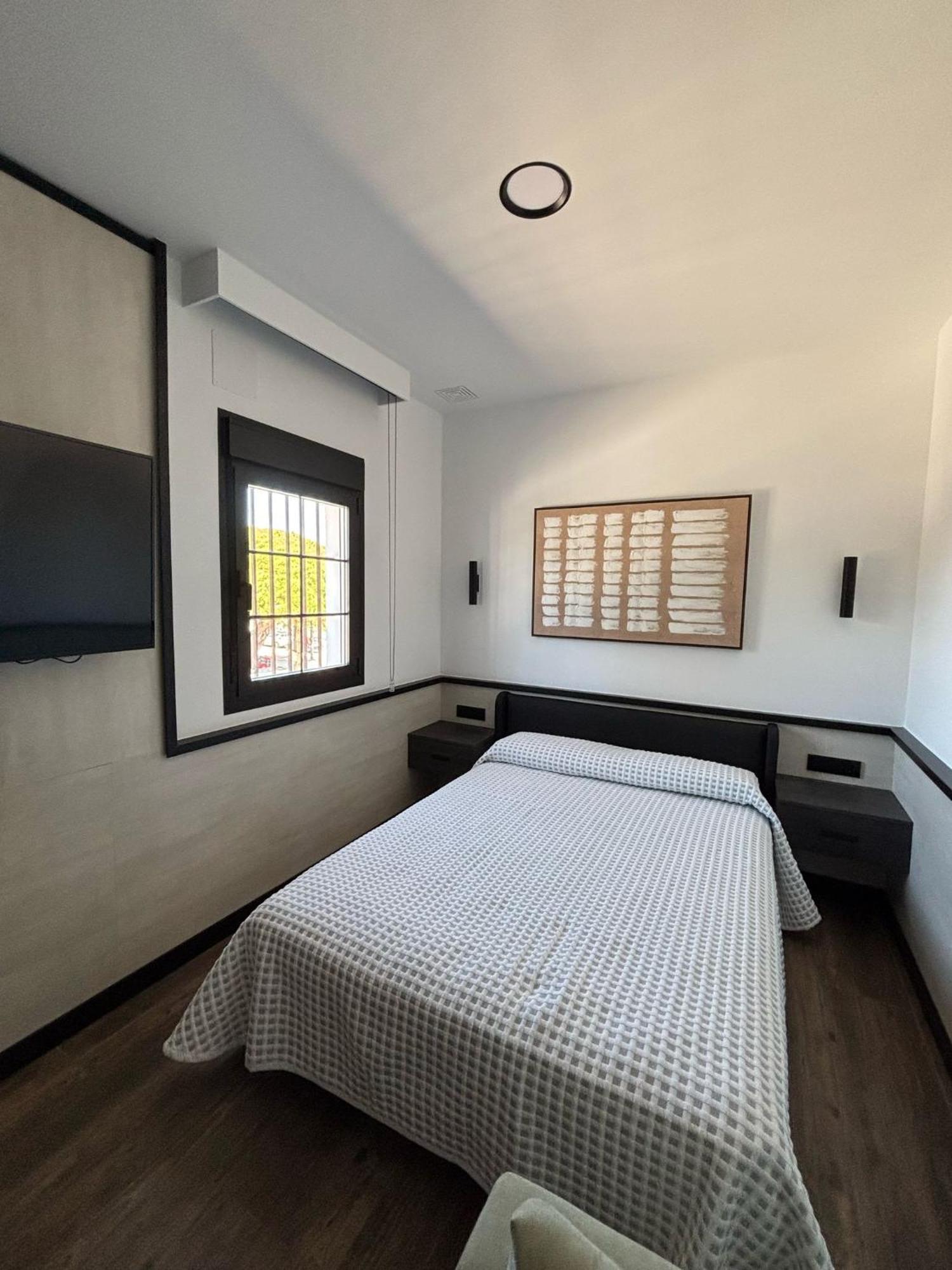 Hostal Noli Chiclana de la Frontera Eksteriør billede
