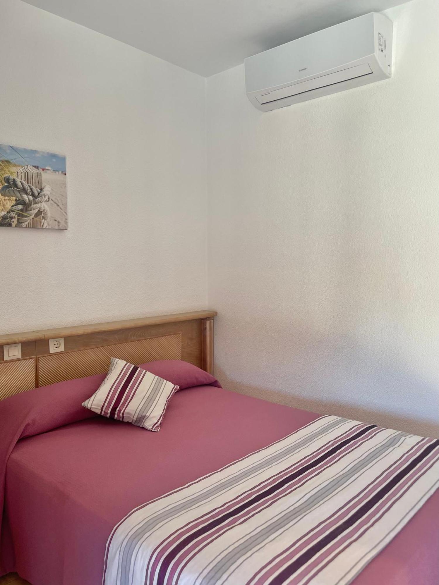 Hostal Noli Chiclana de la Frontera Eksteriør billede